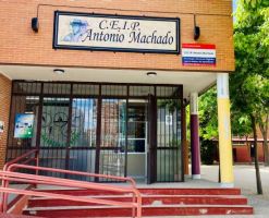 colegios de fuenlabrada  Colegio Público Antonio Machado